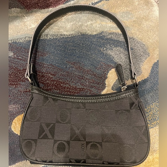 XOXO Black Shoulder Bag with Monogram Pattern - Picture 2 of 4